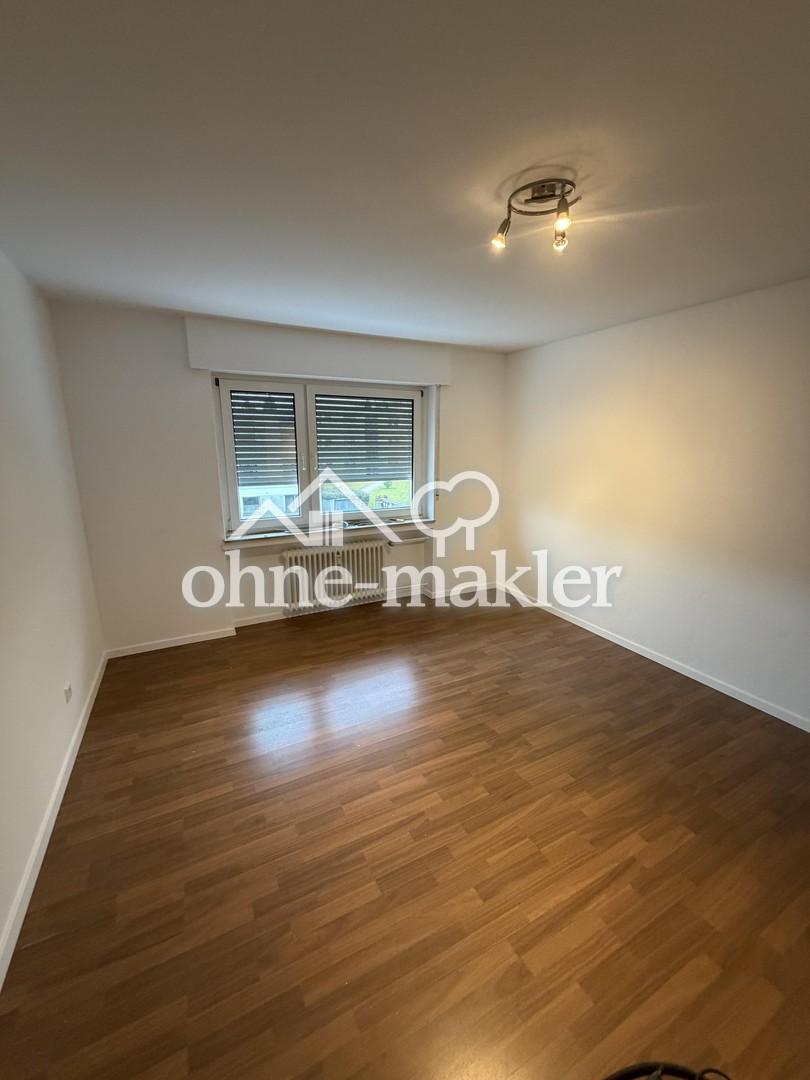 Schöne gepflegte helle Wohnung im 2.Obergeschoss - Photo 2