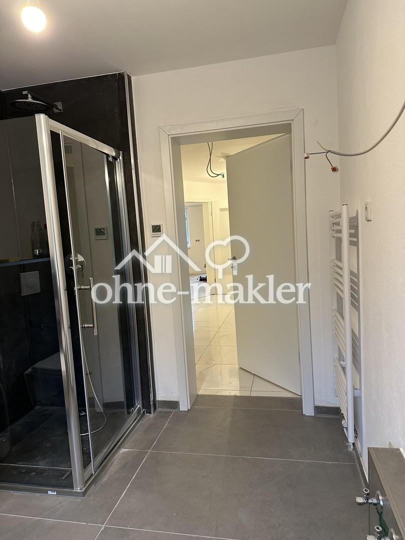 Erdgeschosswohnung mit Terrasse - Foto 2