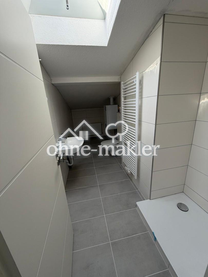 Schöne 3-Raum Dachgeschosswohnung mit zwei Keller und einem Stellplätzen im Herzen von Eberswalde - Foto 4