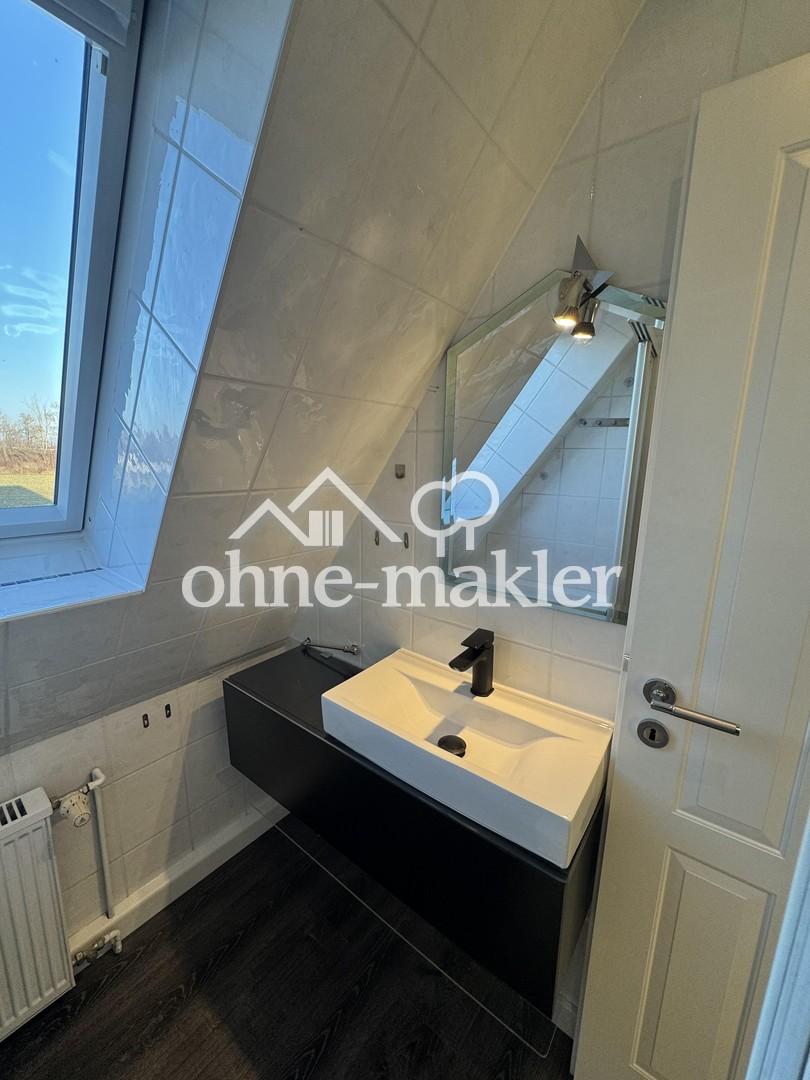 3-Zimmer-Dachgeschosswohnung mit Balkon + EBK in Maisach, Nutzfläche 151 qm, 5 Fußminuten zur S3 - Foto 5