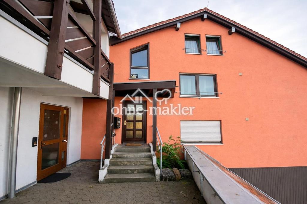 1.190€ warm - Kernsanierte 2,5-Zi-W mit neuem Bad + EBK + Balkon und Garage in Löwenstein - Photo 5