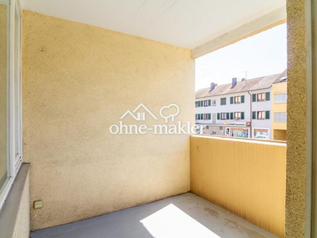 Erstbezug nach Kernsanierung: 2,5-Zi.-Wohnung mit Balkon und Tiefgarage (+Aufzug) - Photo 3