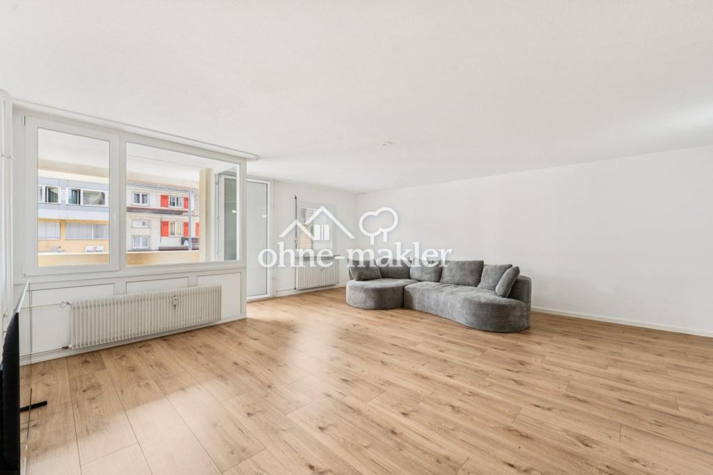 Erstbezug nach Kernsanierung: 2,5-Zi.-Wohnung mit Balkon und TG-Stellplatz (+Aufzug) - Photo 3