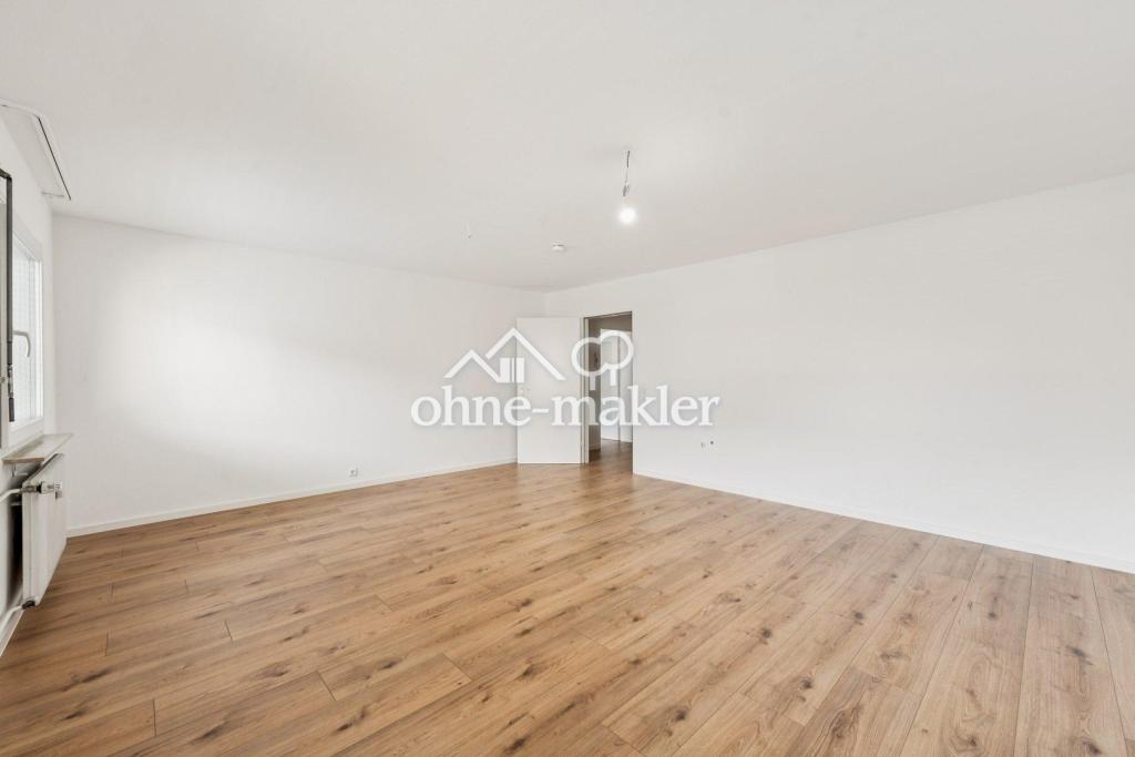 Erstbezug nach Kernsanierung: 2,5-Zi.-Wohnung mit Balkon und TG-Stellplatz (+Aufzug) - Photo 5