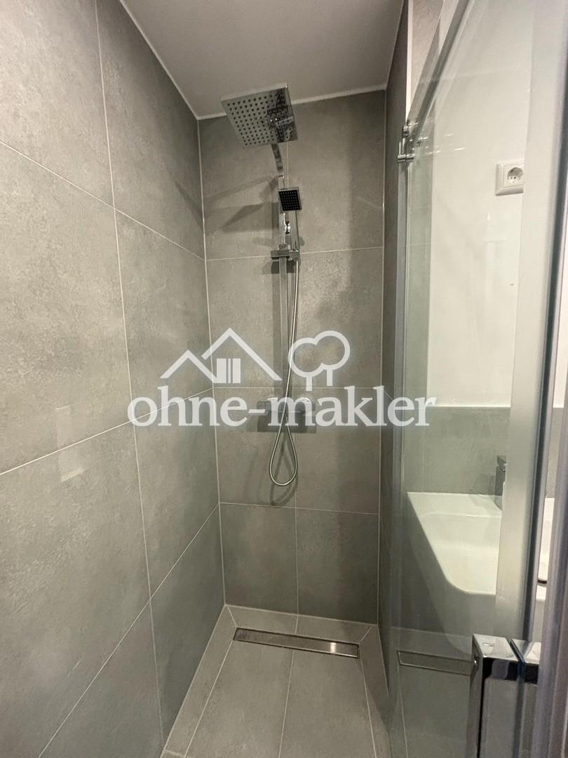 Hochwertig sanierte 2-Zimmer-Wohnung (Erstbezug) mit Balkon und neuer Einbauküche - Photo 1