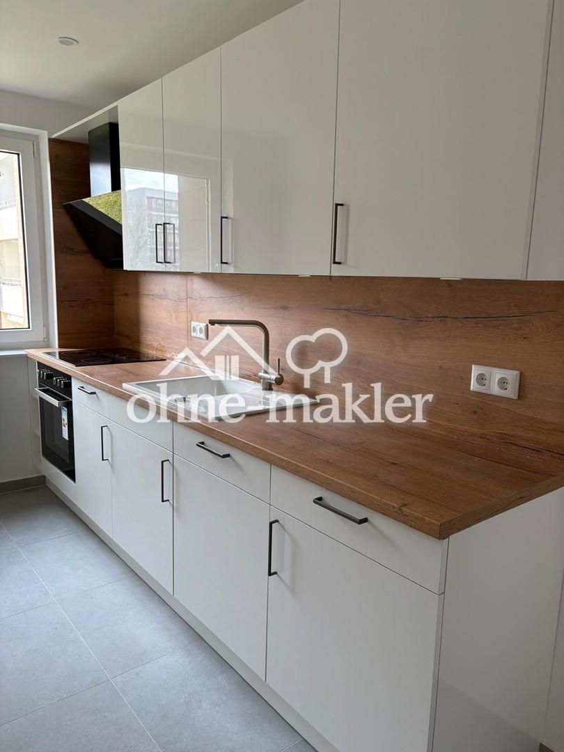 Hochwertig sanierte 2-Zimmer-Wohnung (Erstbezug) mit Balkon und neuer Einbauküche - Photo 3