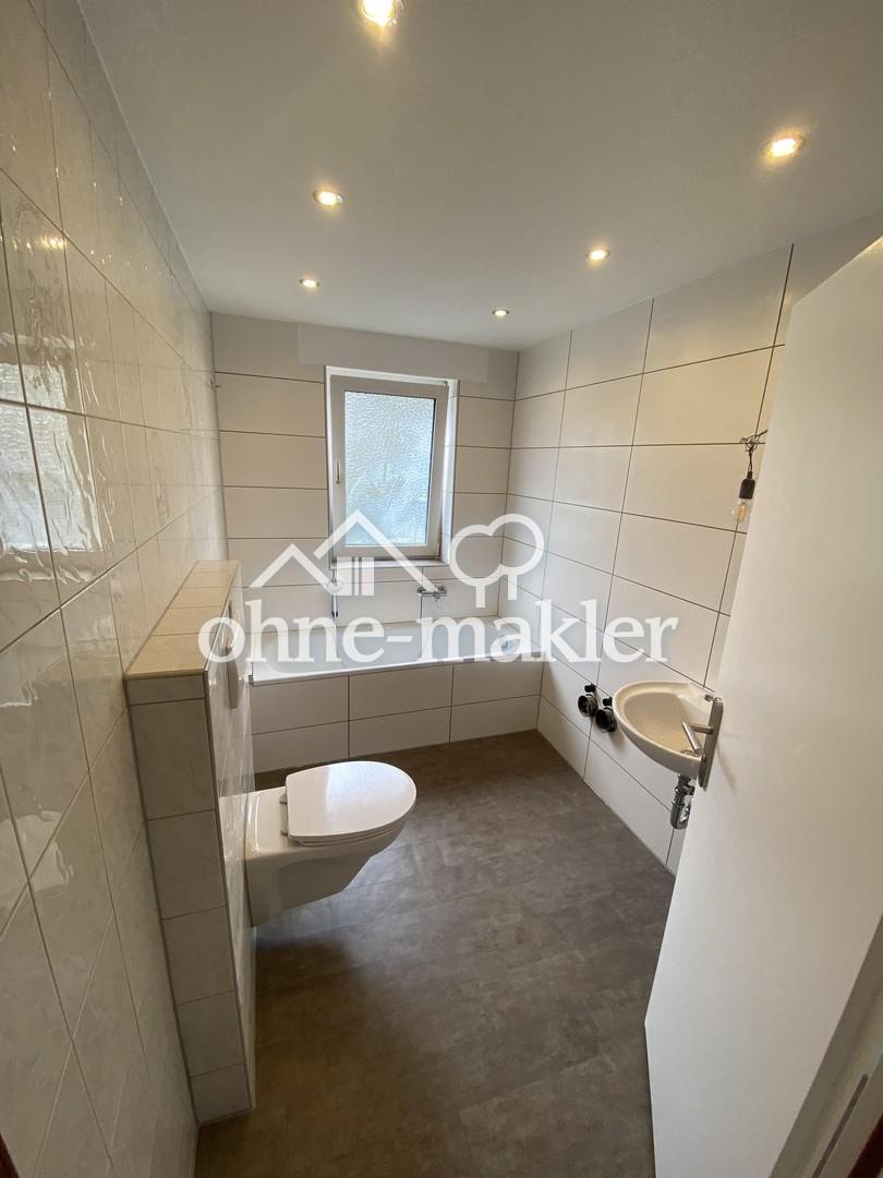 Helle 3 Zimmer Dachgeschosswohnung in Bretzenheim (Nahe) - Photo 2