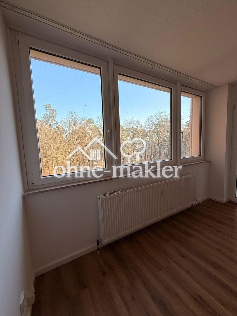 2-Zimmer-Wohnung - Balkon ins Grüne, Aufzug, Einbauküche - Erstbezug nach umfassender Renovierung - Foto 4