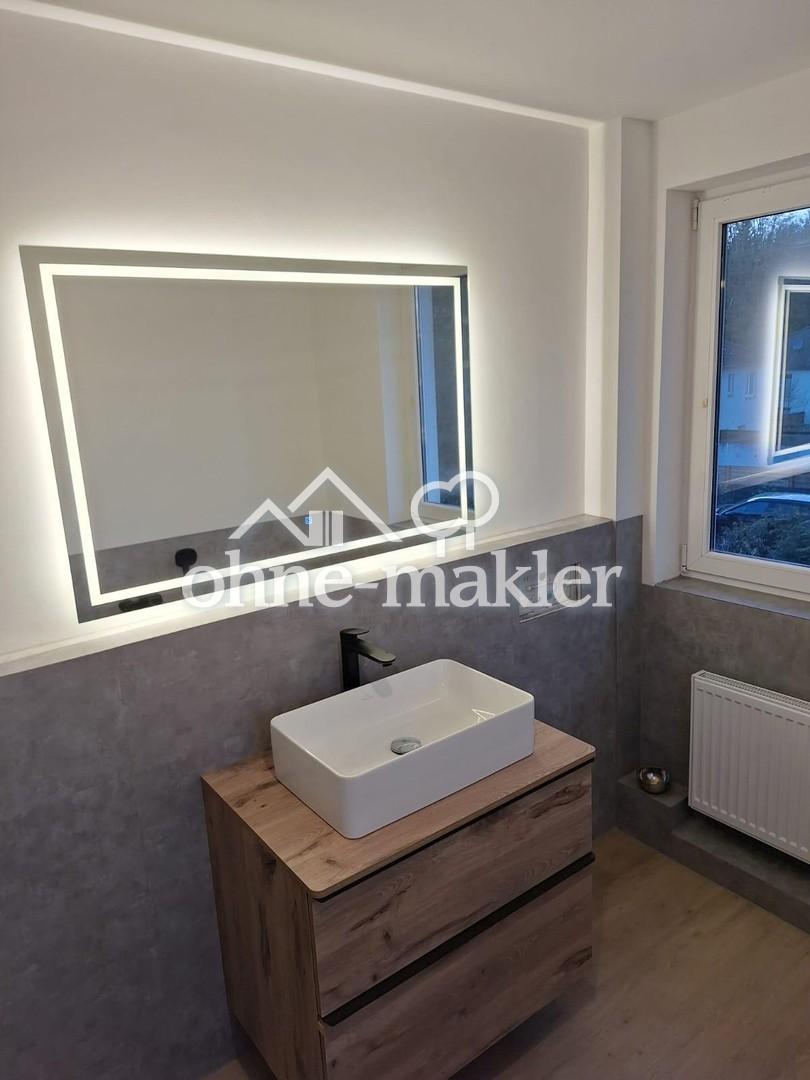Exklusives Reihenendhaus – Erstbezug nach aufwendiger Sanierung mit PV-Anlage & sonnigem Garten - Photo 2