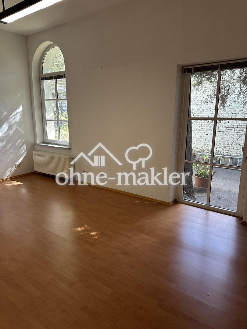 Attraktive 6-Zi.-Wohnung mit Terrasse/Garten - Photo 1