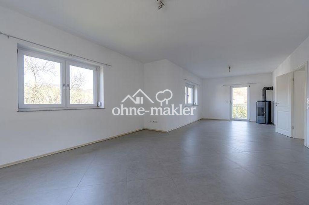 Modernes Einfamilienhaus mit Garten, Kamin & viel Platz in Reichenbach-Steegen - Photo 3