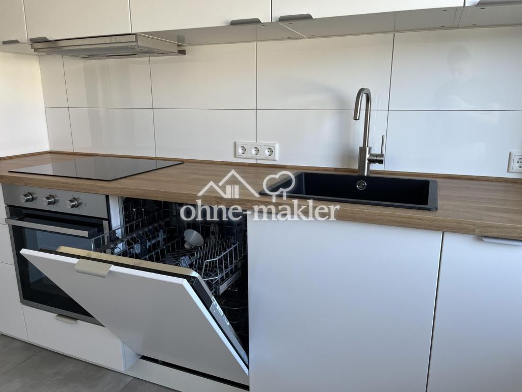 Erstbezug nach Renovierung - 2 Zimmer mit Einbauküche und Balkon - Foto 3