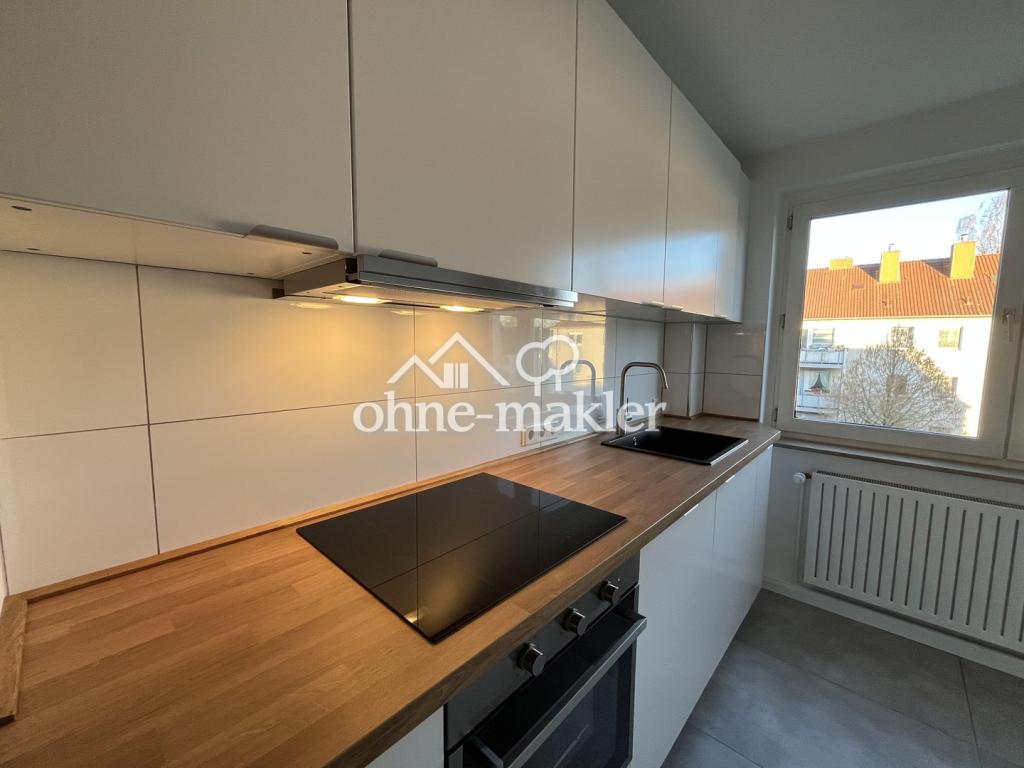 Erstbezug nach Renovierung - 2 Zimmer mit Einbauküche und Balkon - Foto 1