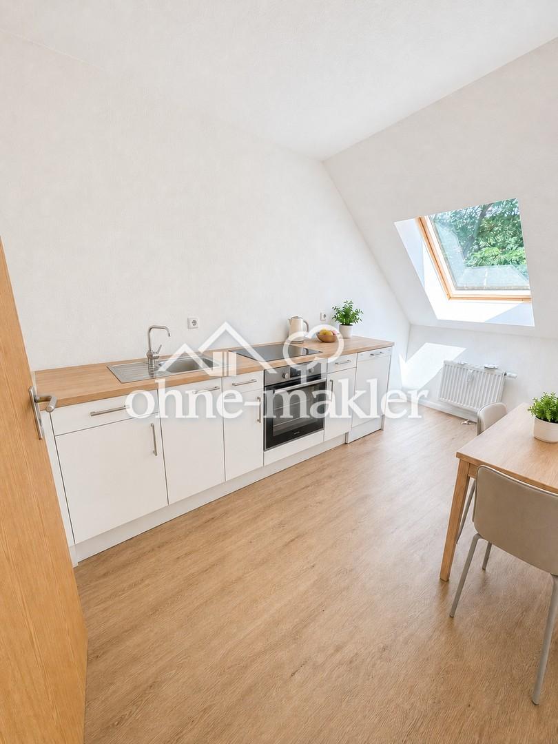Helle Dachgeschosswohnung mit Balkon in Zossen Wünsdorf - Foto 4
