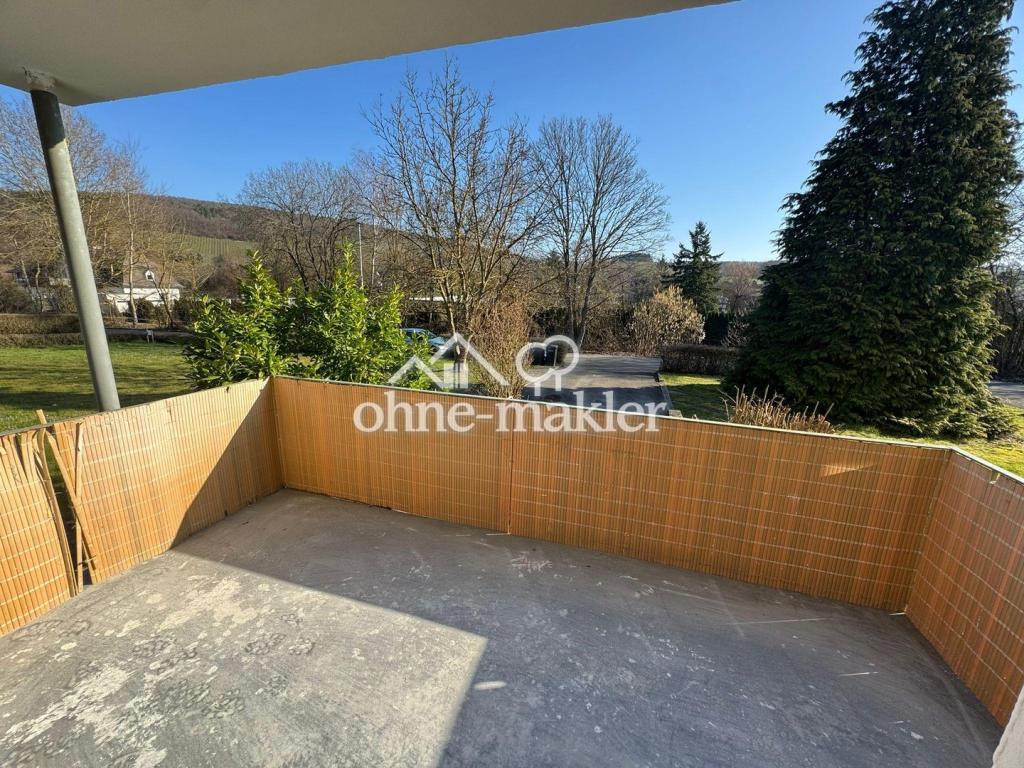 Helle frisch renovierte 3-Zimmer-Wohnung mit Balkon und super Grundriss - Photo 4