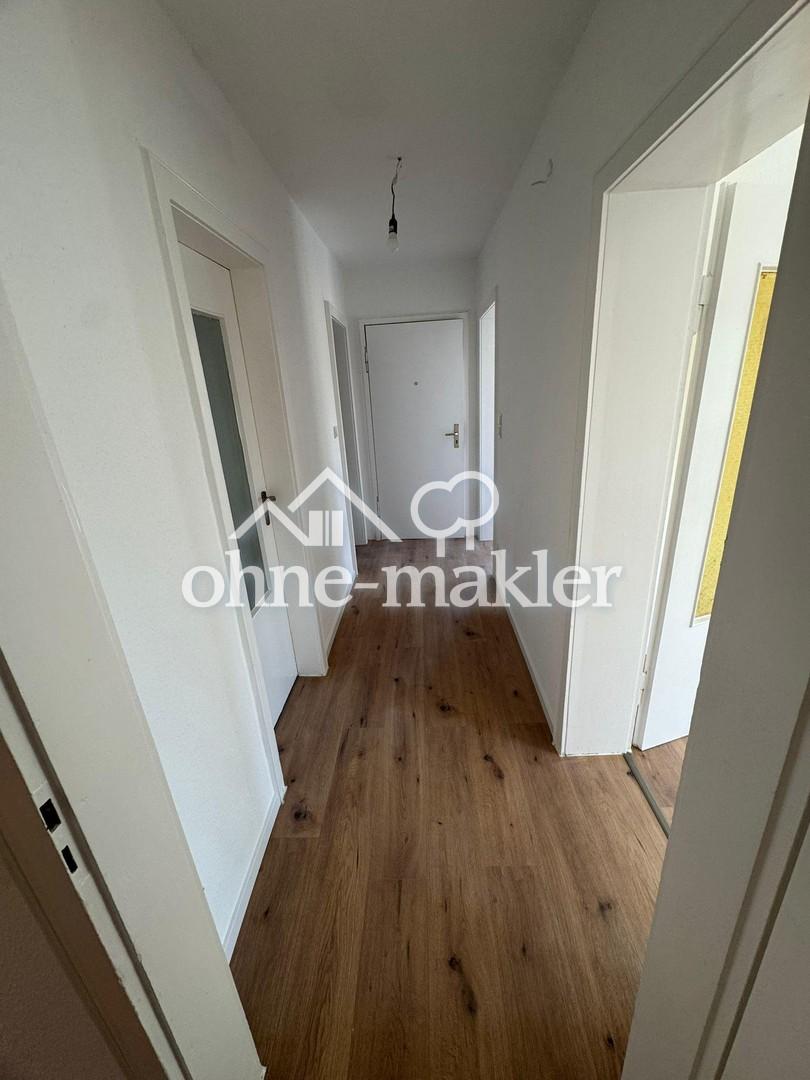 Helle frisch renovierte 3-Zimmer-Wohnung mit Balkon und super Grundriss - Photo 5