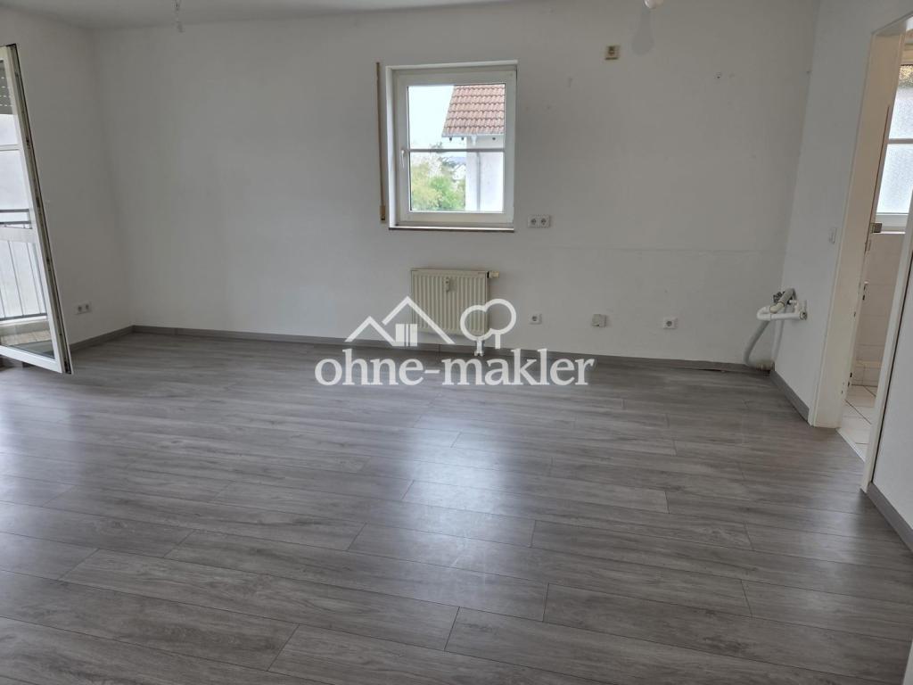 Helle, renovierte 2-Zimmer Wohnung mit Balkon - Foto 1