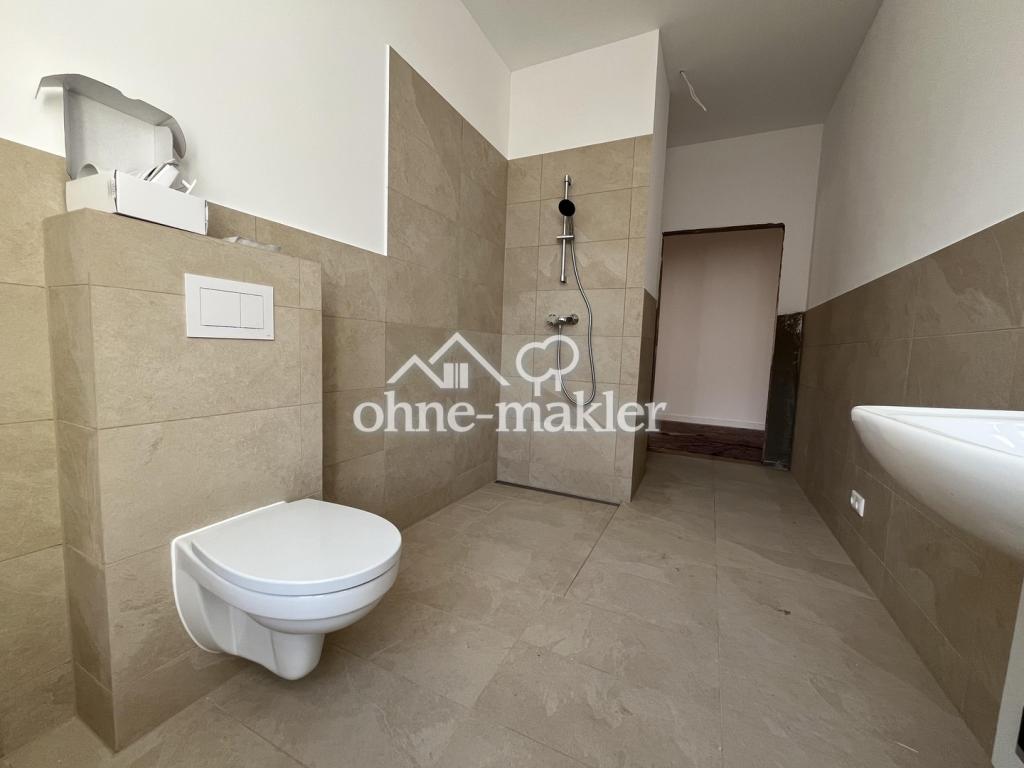 Erstbezug nach Kernsanierung - Helle 3 Zimmer Wohnung in Bestlage - Photo 4