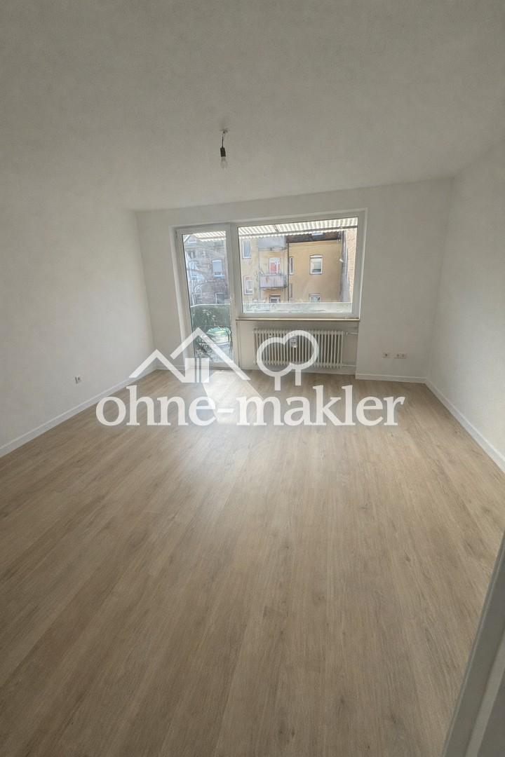 Frisch renovierte 1 Zimmer Wohnung mit Balkon und Einbauküche - Foto 1