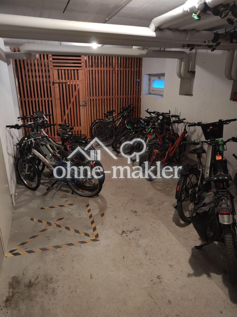 1 Zimmer Wohnung mit Balkon = unendliche Weiten - Photo 5