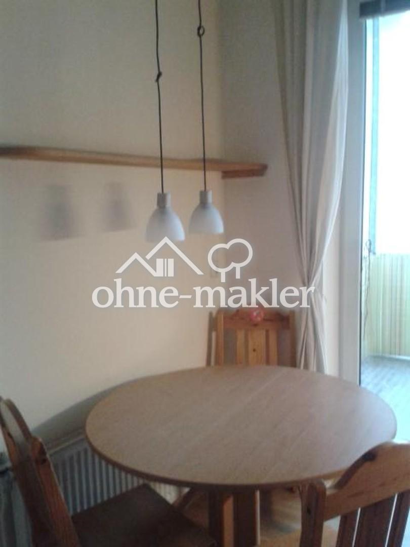 Stilvolle 3 Zi im Altbau mit Wohnküche und Balkon in Bahnhofsnähe - Foto 1