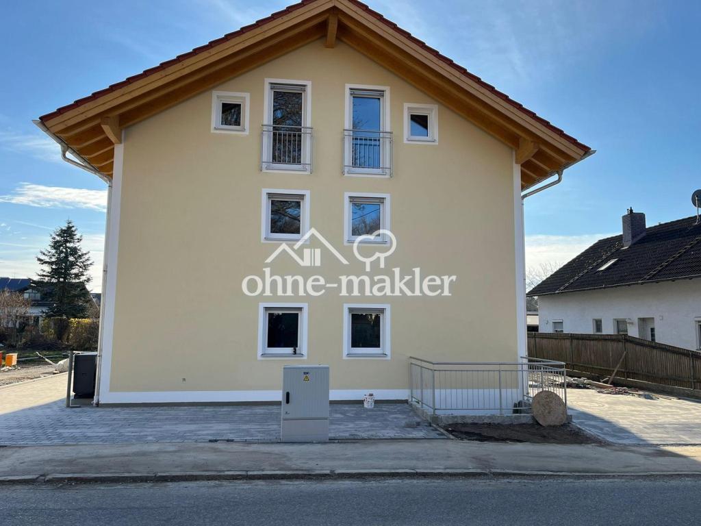 Neubau-Erstbezug, moderne Doppelhaushälfte mit 7 Zimmer - Foto 5