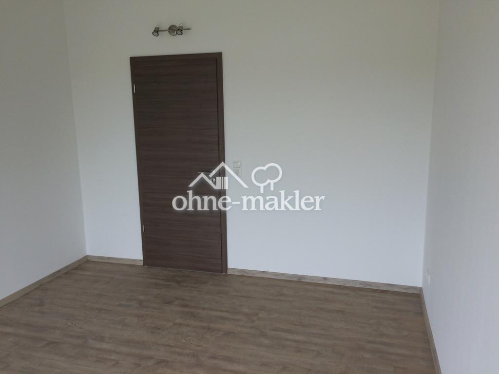 Lichtdurchflutete und neu gebaute 2-Zimmer Wohnung mit Terrasse und EBK, ohne Courtage - Nr. 7 - Foto 3