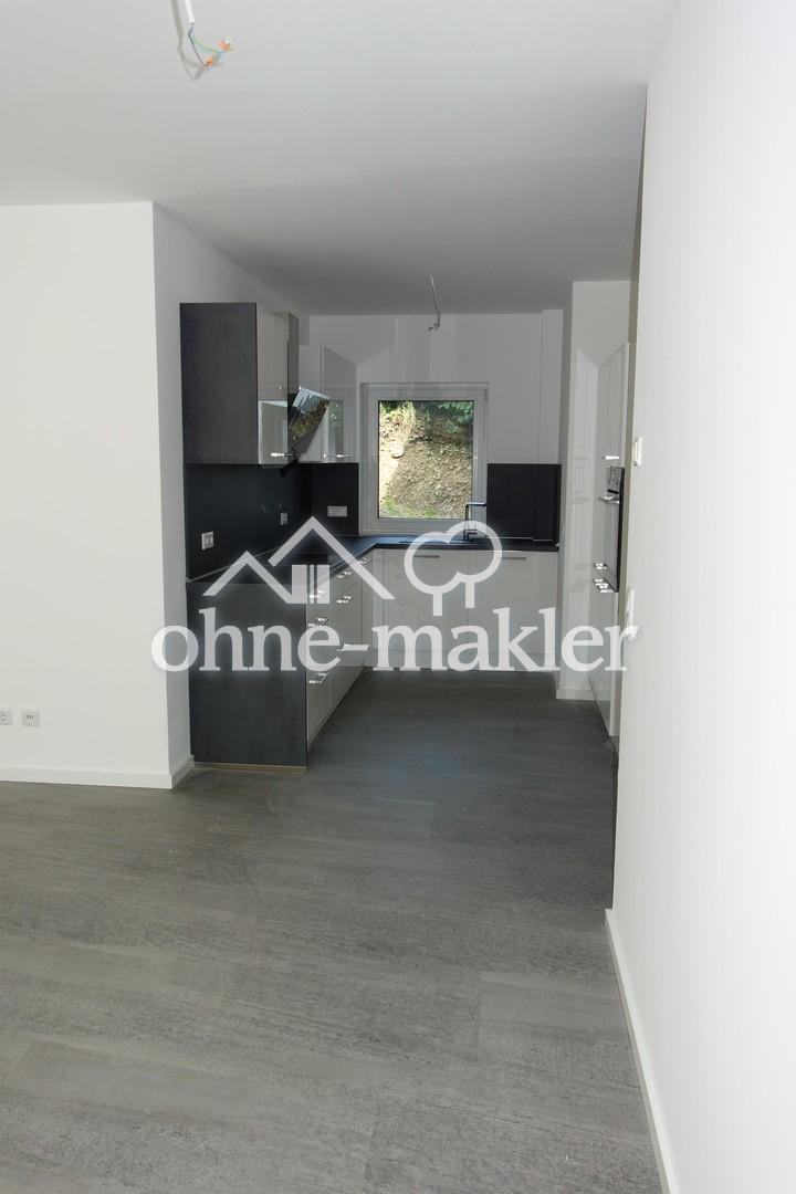 Moderne Neubau-Wohnung mit Einbauküche + großer Terrasse! - Foto 5