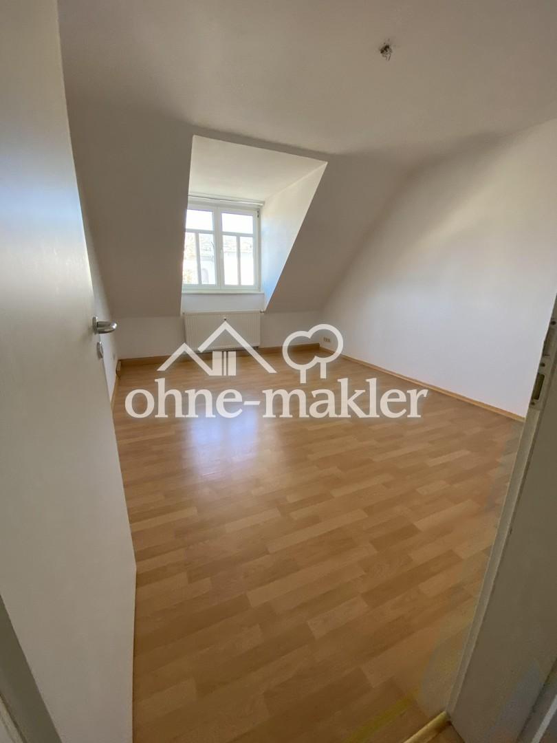 Gemütliche, sonnige 2-Zimmer-Dachgeschosswohnung mit Dachterrasse - Photo 5