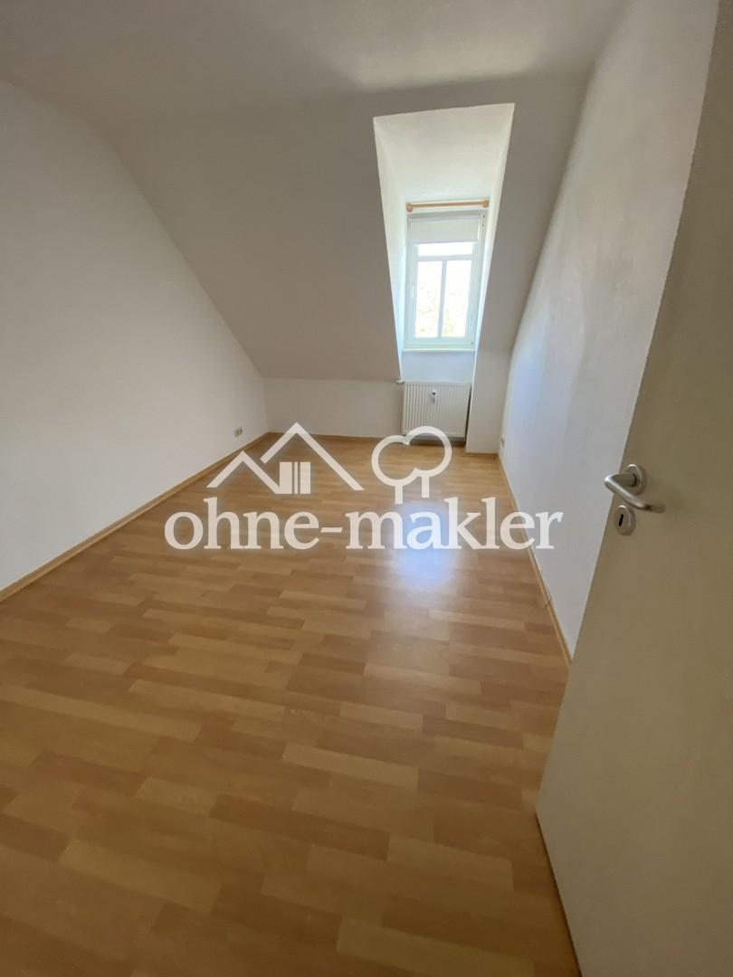Gemütliche, sonnige 2-Zimmer-Dachgeschosswohnung mit Dachterrasse - Photo 4