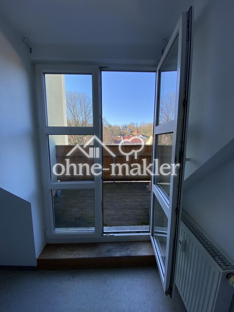 Gemütliche, sonnige 2-Zimmer-Dachgeschosswohnung mit Dachterrasse - Photo 3