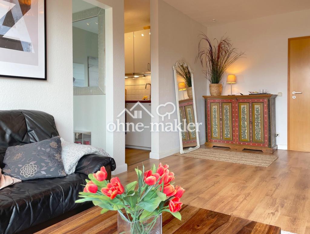 Schöne, ruhige Wohnung mit Balkon und Tiefgaragenstellplatz zentral in Wedel - Photo 1
