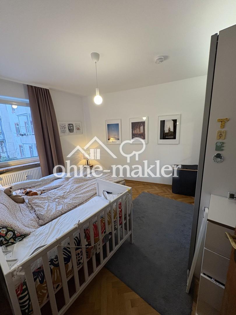 Schöne Vierzimmer-Altbauwohnung mit Balkon in Innenstadtnähe - Foto 5