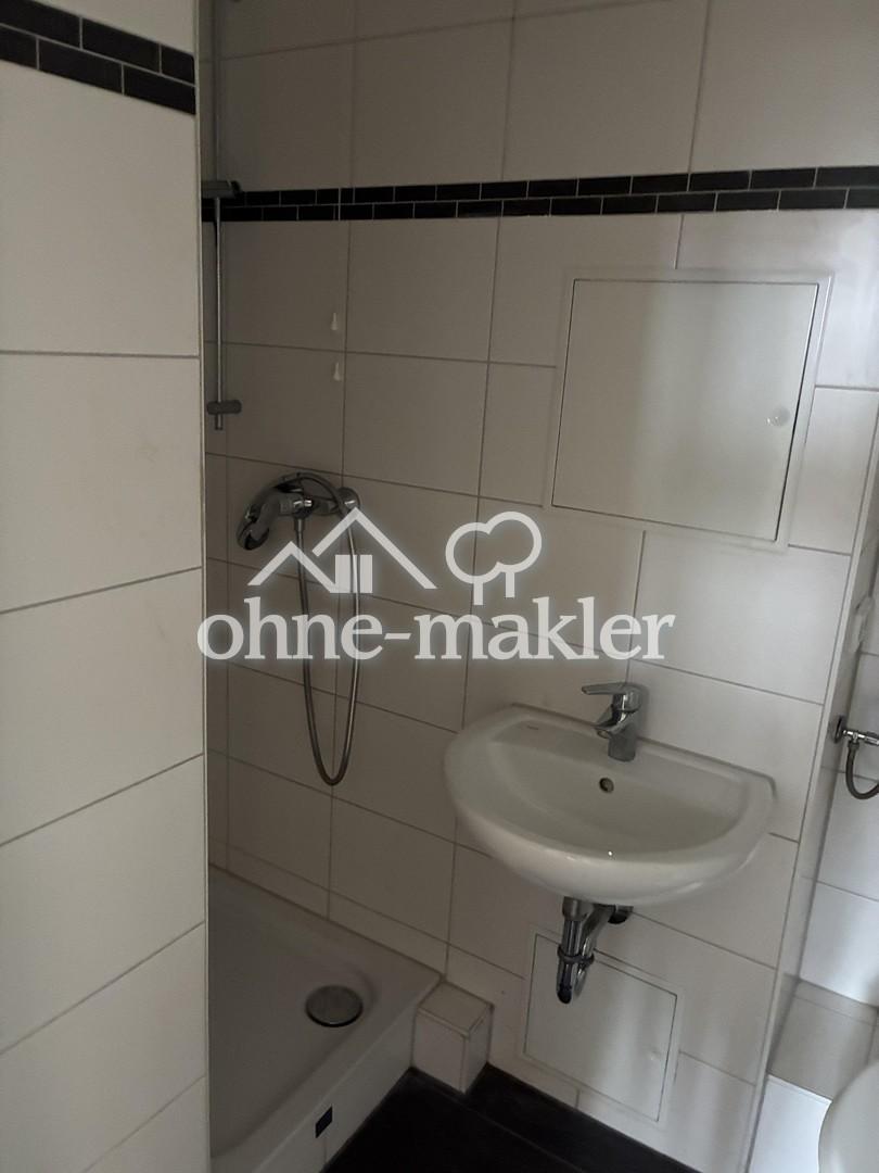 Renovierte und helle 1-Zimmer-Wohnung mit Duschbad - Foto 3