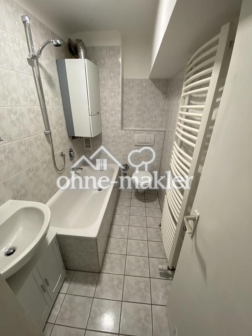 Modernisierte Wohnung mit Einbauküche – zentrale Lage direkt am Hauptbahnhof Pforzheim - Photo 2