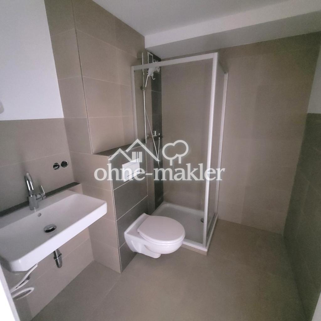 Sanierte 2,5-Zimmer-Wohnung mit Balkon in Leonberg - Photo 3