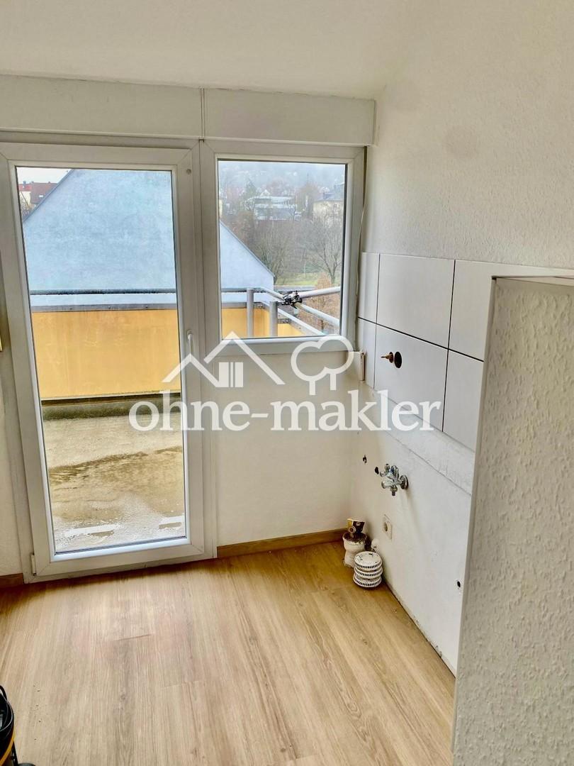 Helle 4 Zimmer DG-Wohnung in Stuttgart Ost - Photo 1