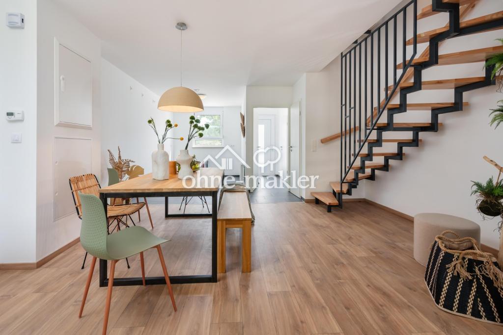 Exklusives Neubau-Reihenmittelhaus (KfW 40 QNG) mit PV-Anlage, Garten und moderner Einbauküche - Photo 4