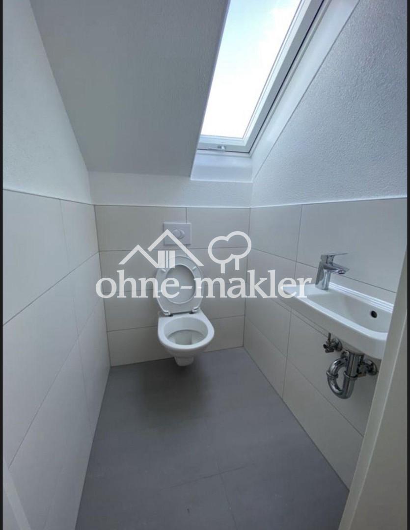 Renovierte 2-Zimmer-Wohnung mit 89 m², Einbauküche, Gäste-WC und Garage in Grabenstetten - Foto 3