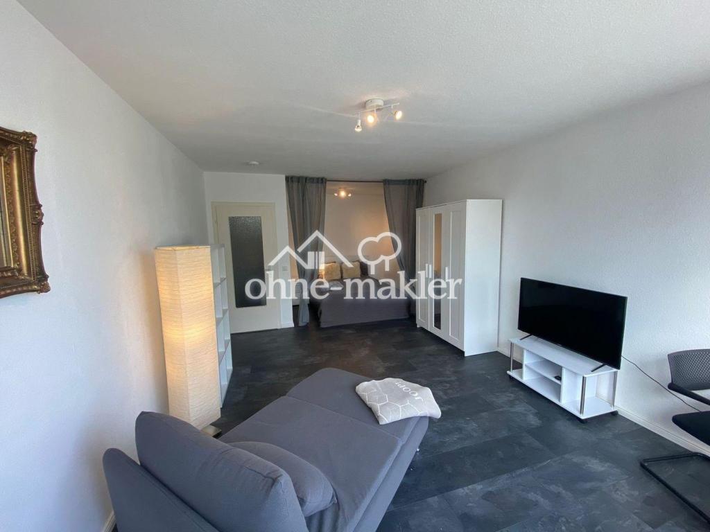 Sonnige, möblierte Wohnung mit Balkon zentral im schönen Wedel - Foto 1