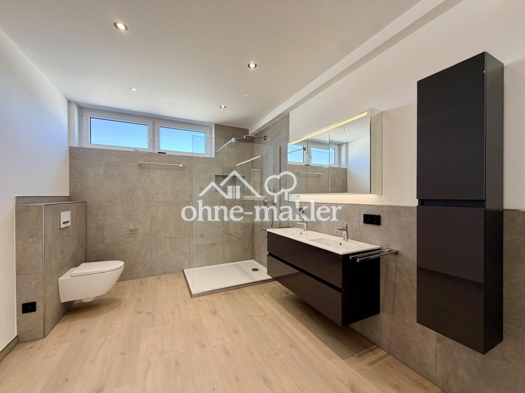 Stilvoll wohnen auf 134m² – Hochwertig sanierte Wohnung mit neuer Küche, Wintergarten & Aufzug! - Photo 5