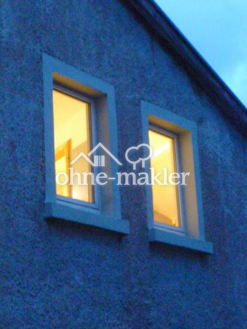 Charmante 2-ZKB mit Holzdielen, Freisitz und Innenhof - Foto 2
