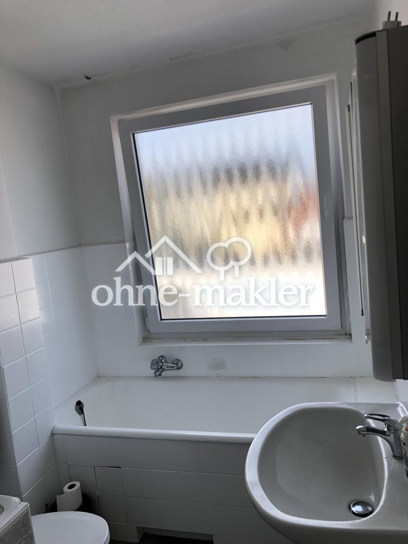 Ansprechende 3-Zimmer-Wohnung mit Balkon und EBK in Geestemünde - Foto 4