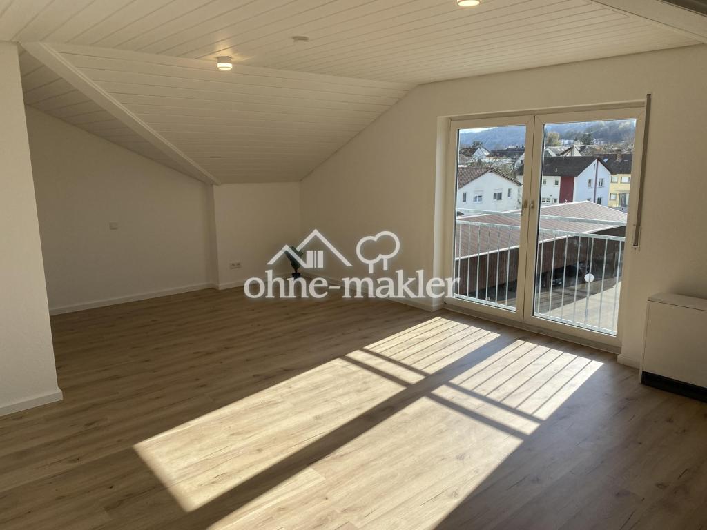 Einzimmerwohnung frisch renoviert inkl. Stellplatz und Einbauküche - Foto 1