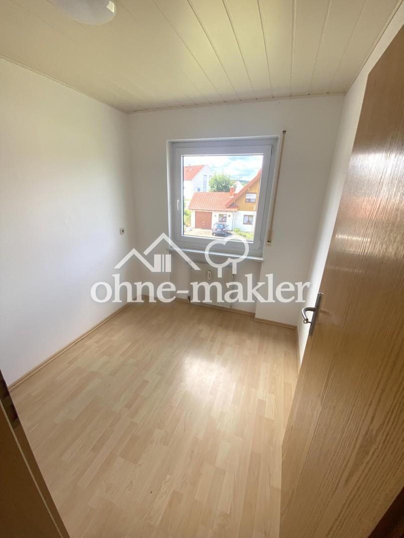 DHH ca. 170 qm Wohnfläche zuzügl. Nutzfläche, sowie Balkon Carport Stellfläche Garten - Photo 5