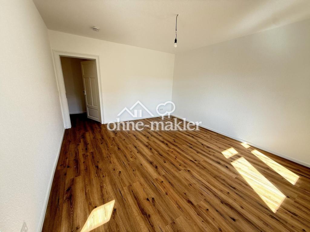 Lichtdurchflutete 3-Zimmer-Mansardwohnung im denkmalgeschützten Altbau – frisch saniert mit 69 m² - Foto 1