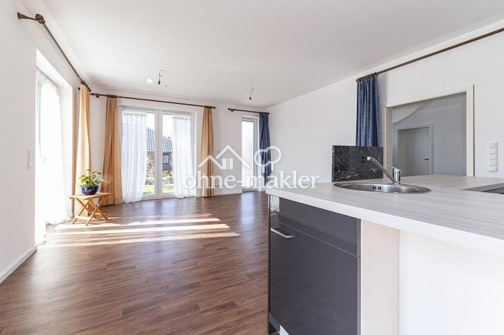 Moderne Villa / als Doppelthaushälfte mit 5 Zim. in Hamburg Nähe - Photo 2