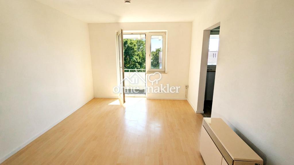 Teilmöbliert: 2-Zimmer Wohnung im 4. Stock mit Balkon - Foto 2