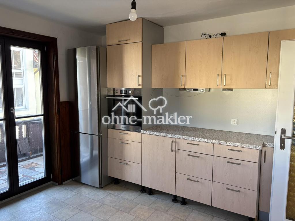 Geräumige und helle Altbauwohnung mit Dachterrasse in bester Karlsfelder Lage - Foto 5