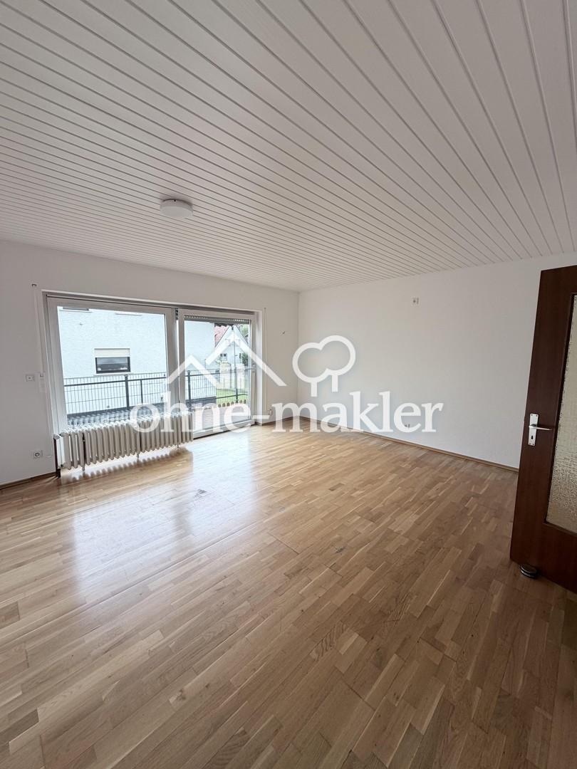 Großzügige, frisch teilrenovierte 104 qm² Erdgeschoßwohnung mit Balkon in Fronhausen - Photo 2